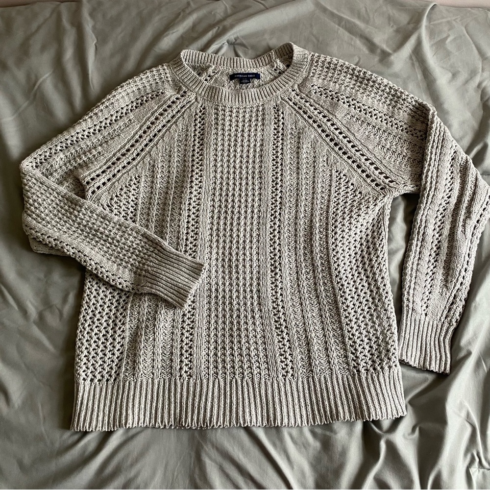 American Eagle sweater
